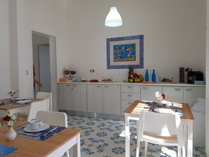 Petit déjeuner buffet compris tous les jours