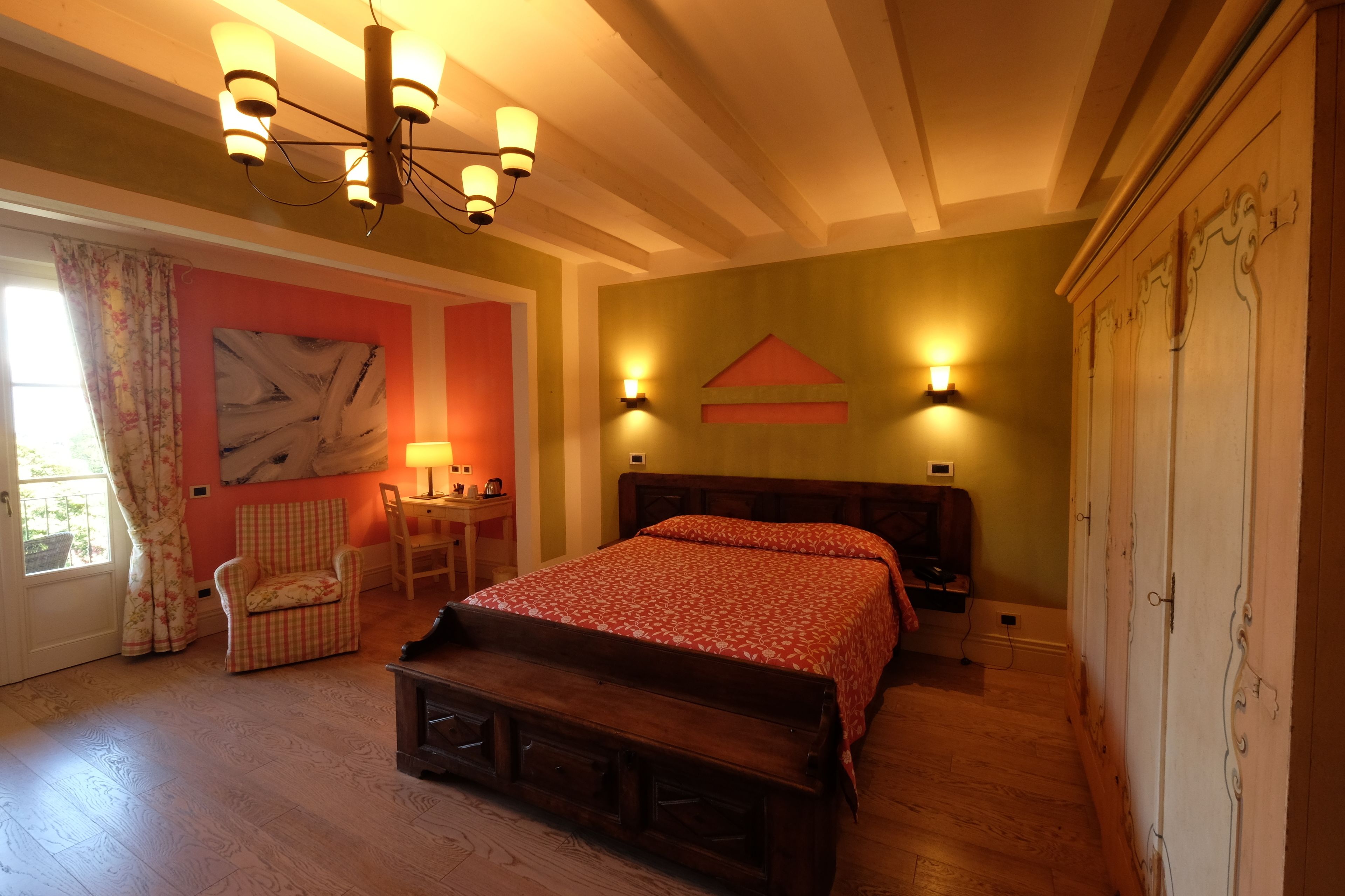 superior double or twin room | minibar, in-room safe, free wifi, bed sheets