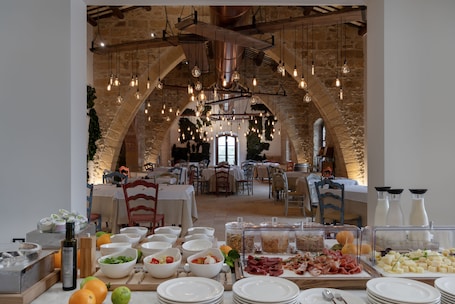 Desayuno buffet incluido todos los días