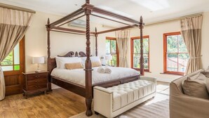 Luxury Villa, Multiple Bedrooms, Private Pool | 7 bedrooms, premium bedding, in-room safe, desk