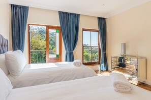 Room - Lyonesse (Cape Town)