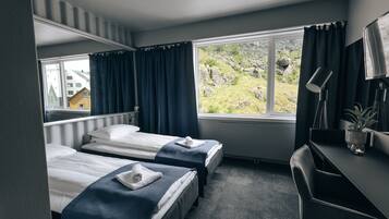 Classic Double or Twin Room, Mountain View | In-room safe, individually decorated, desk, laptop workspace