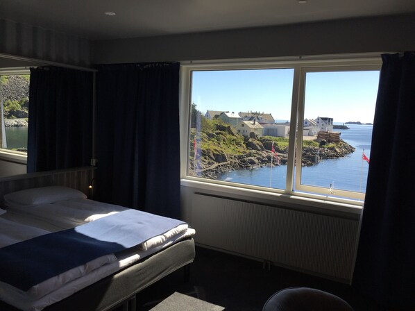 Chambre Double Affaires, 1 grand lit, vue mer