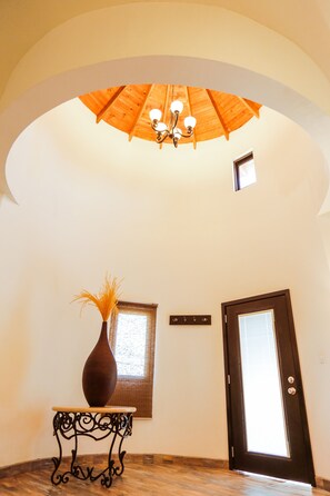 Fer et planche à repasser, Wi-Fi gratuit, draps fournis