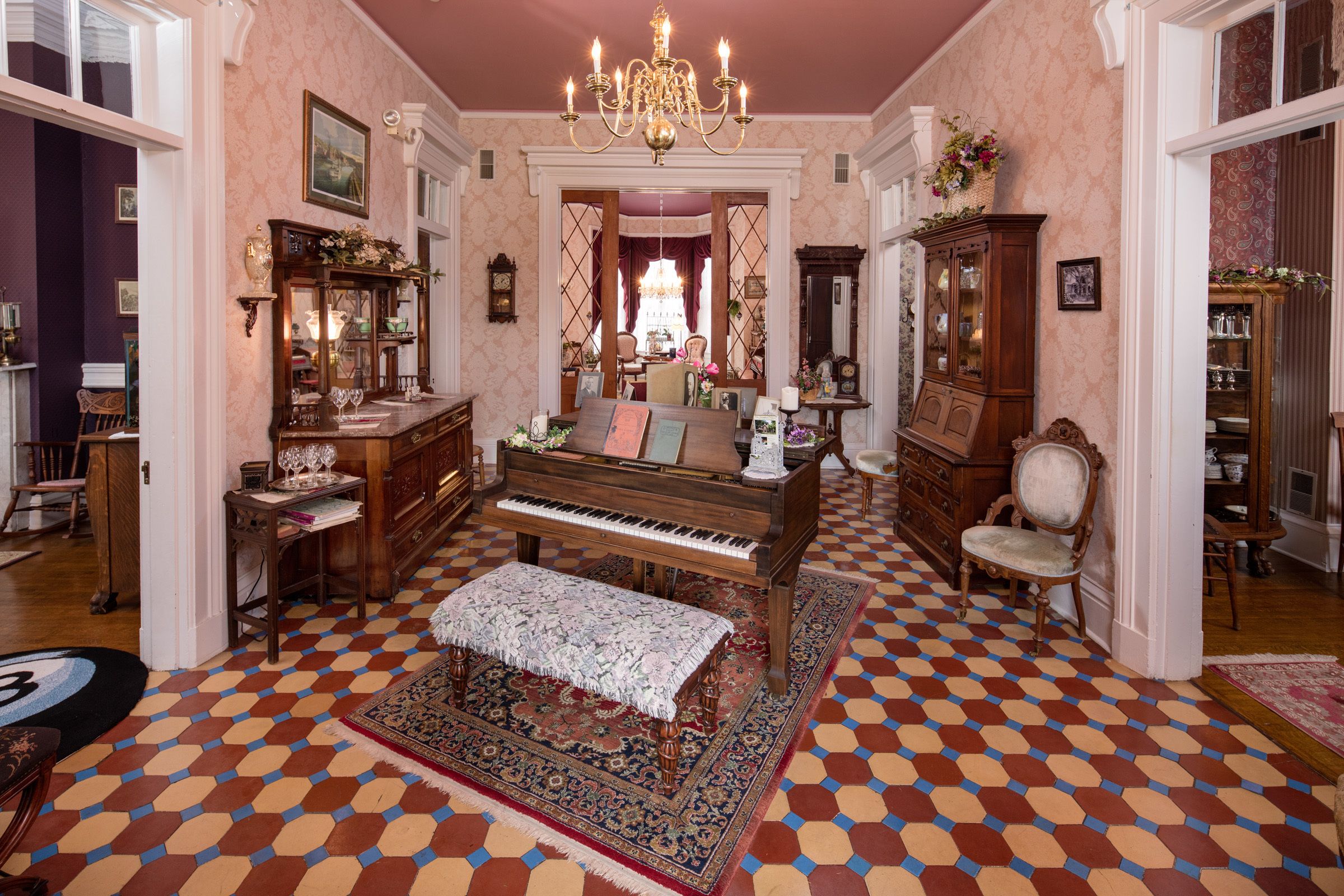 The Steamboat House Bed & Breakfast in Galena, United States