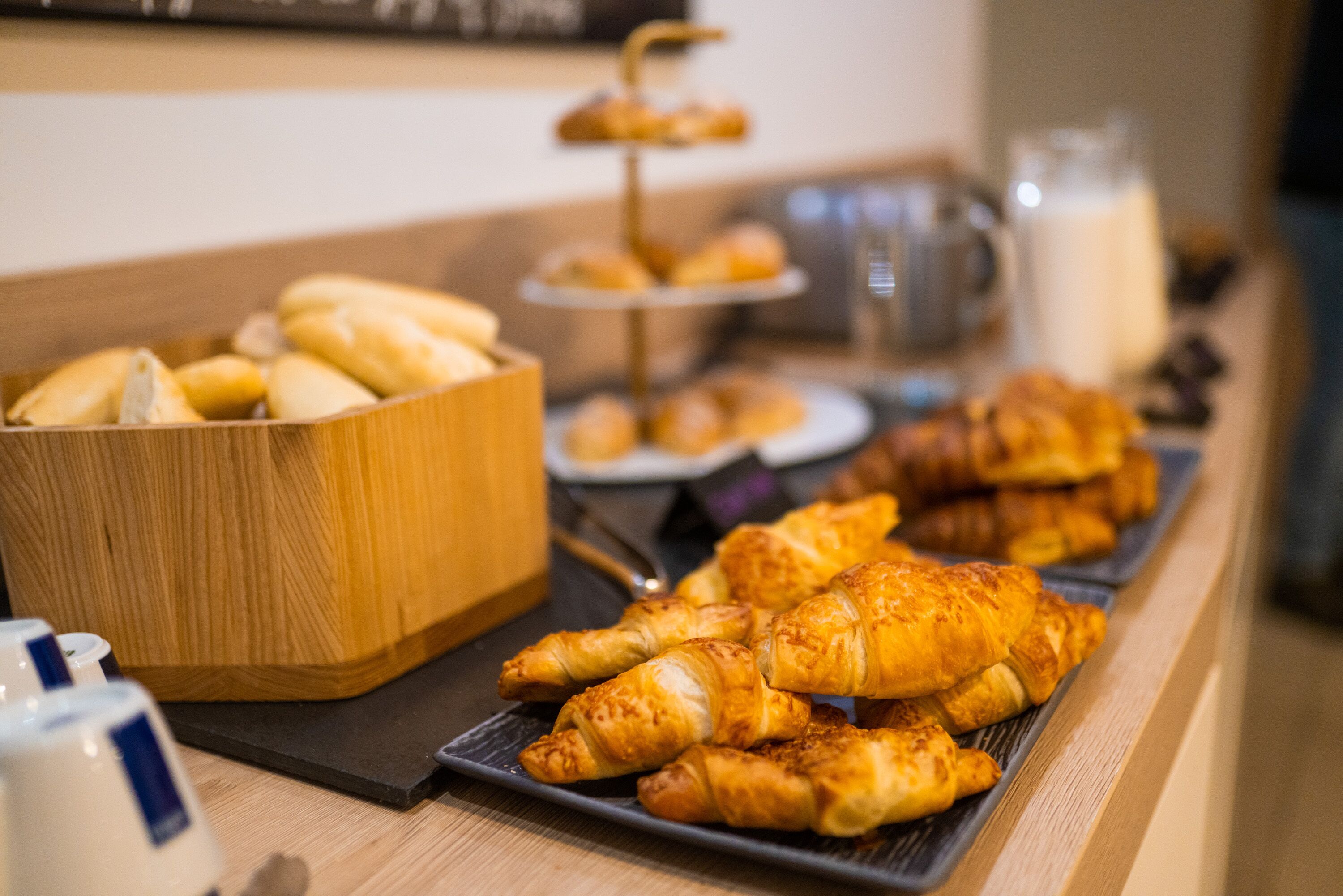 daily continental breakfast (eur 15 per person)