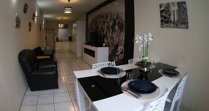 Nice accommodation close to the London dock (city center)