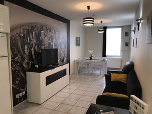 TV