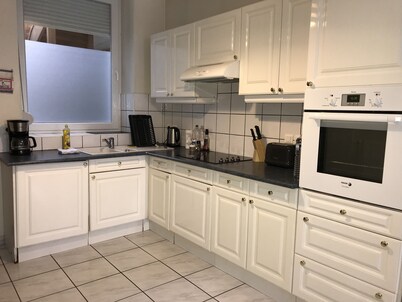 Nice accommodation close to the London dock (city center)