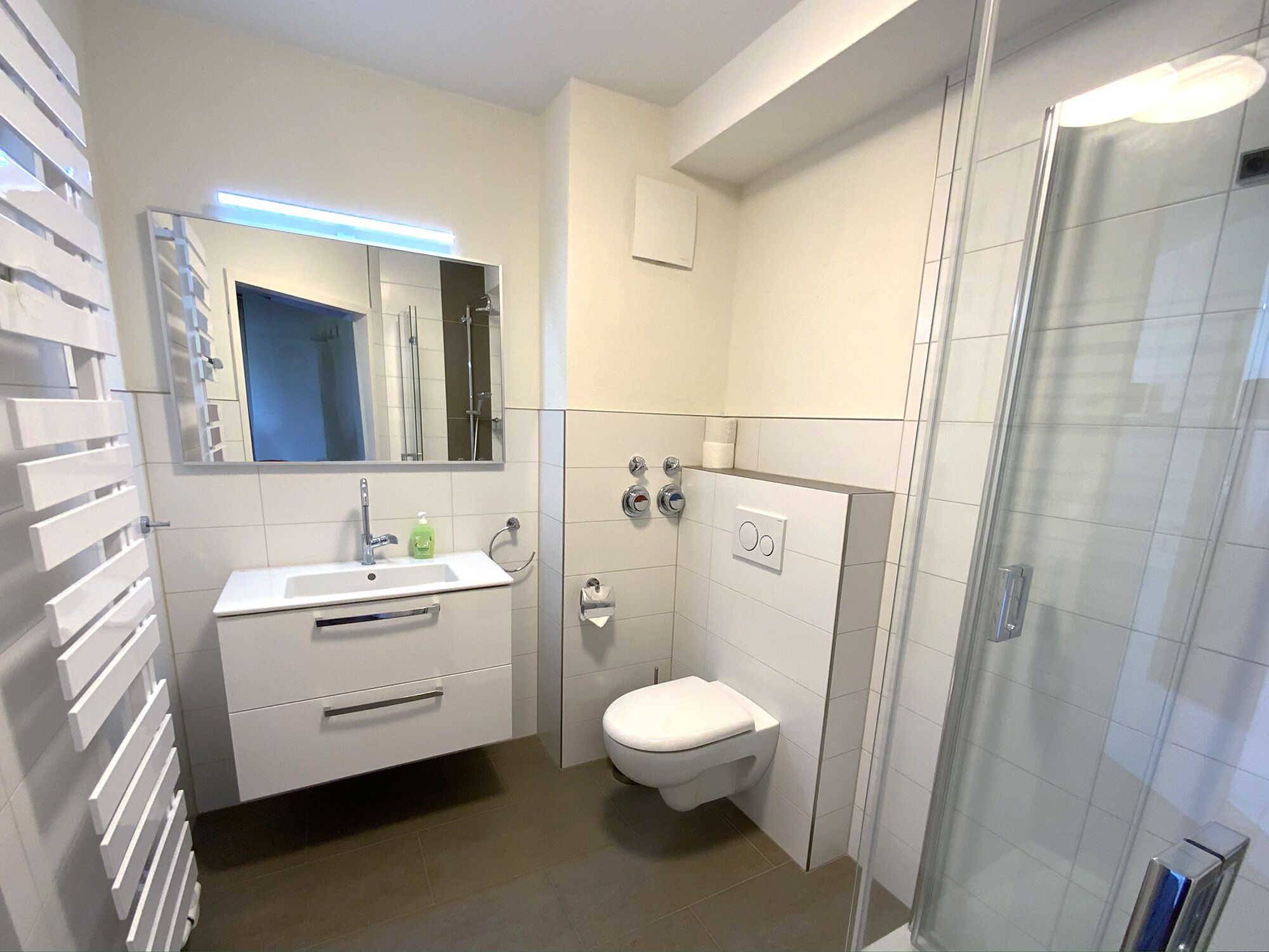 Apartment, Accessible, Ensuite | Bathroom