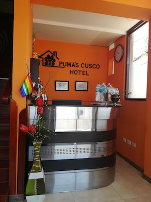 Lobby - Pumas Cusco Hotel (Cusco)