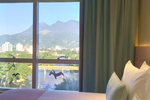 Suite Master com Banheira de Hidromassagem | View from room
