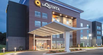 La Quinta Inn & Suites by Wyndham Opelika Auburn