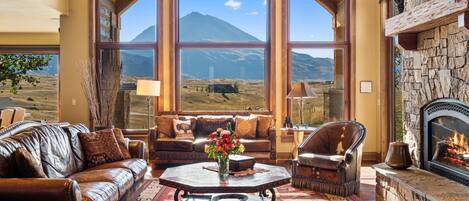 Smart TV, fireplace, table tennis, books