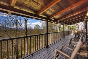 Property grounds - Almost Heaven: Your Smoky Mountain Escape is Pure Bliss! (Sevierville)