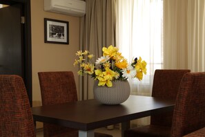 Suite | In-room safe, desk, iron/ironing board, free WiFi - Eco Hotel Actor Ruza (Staraya Ruza)
