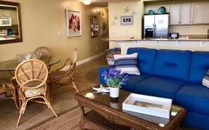 Smart TV, reproductor de DVD, libros y videoteca 