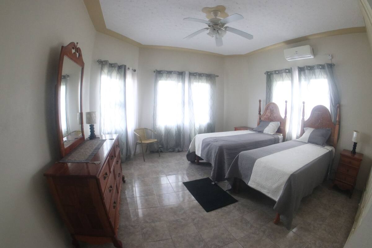 Apartment | WiFi (free), bed sheets