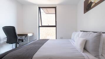 Basic Apartment, 2 Bedrooms | 1 bedroom, desk, iron/ironing board, free WiFi