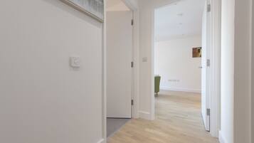 Basic Apartment, 2 Bedrooms | 1 bedroom, desk, iron/ironing board, free WiFi