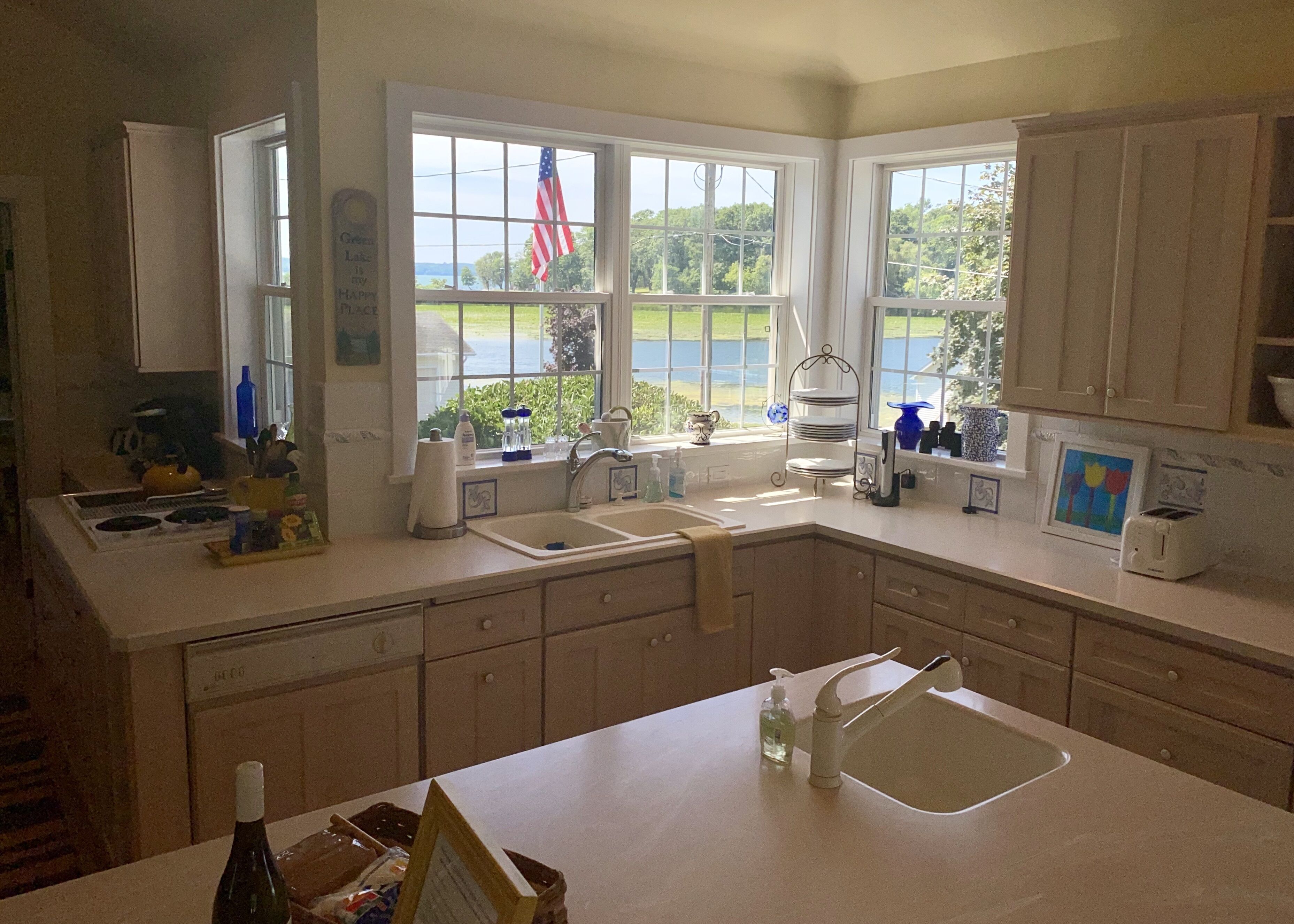 冰箱、微波炉、烤箱、炉灶