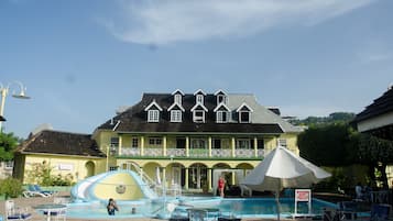 Alberca al aire libre