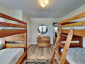4 Schlafzimmer, kostenloses WLAN, Bettwäsche