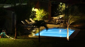 Outdoor pool - Apartamentos La Alborada (Desamparados)