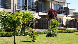 Deluxe Apartment, 2 Bedrooms, Non Smoking | Terrace/patio - Apartamentos La Alborada (Desamparados)