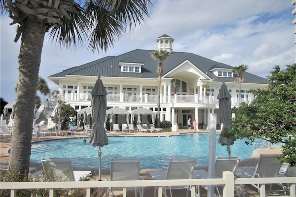 Sisäuima-allas, lämmitetty uima-allas