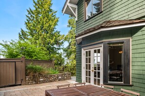 Deluxe House, Multiple Bedrooms, Kitchen | Terrace/patio - Seattle Vacation Home: The Tuscan Villa (Seattle)