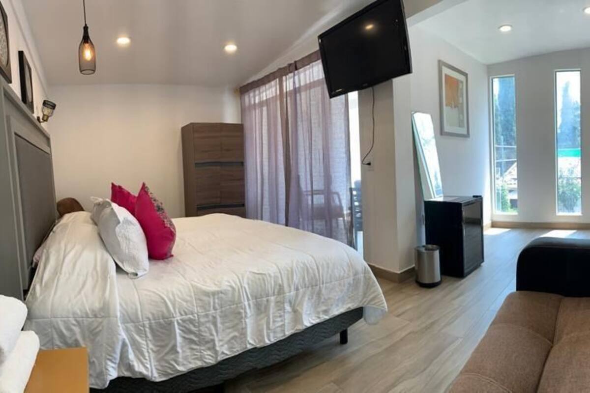 Luxury-Zimmer | Schreibtisch, Bügeleisen/Bügelbrett, kostenloses WLAN