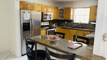 Exclusive Suite, 2 Bedrooms, Private Pool, Poolside | Private kitchen