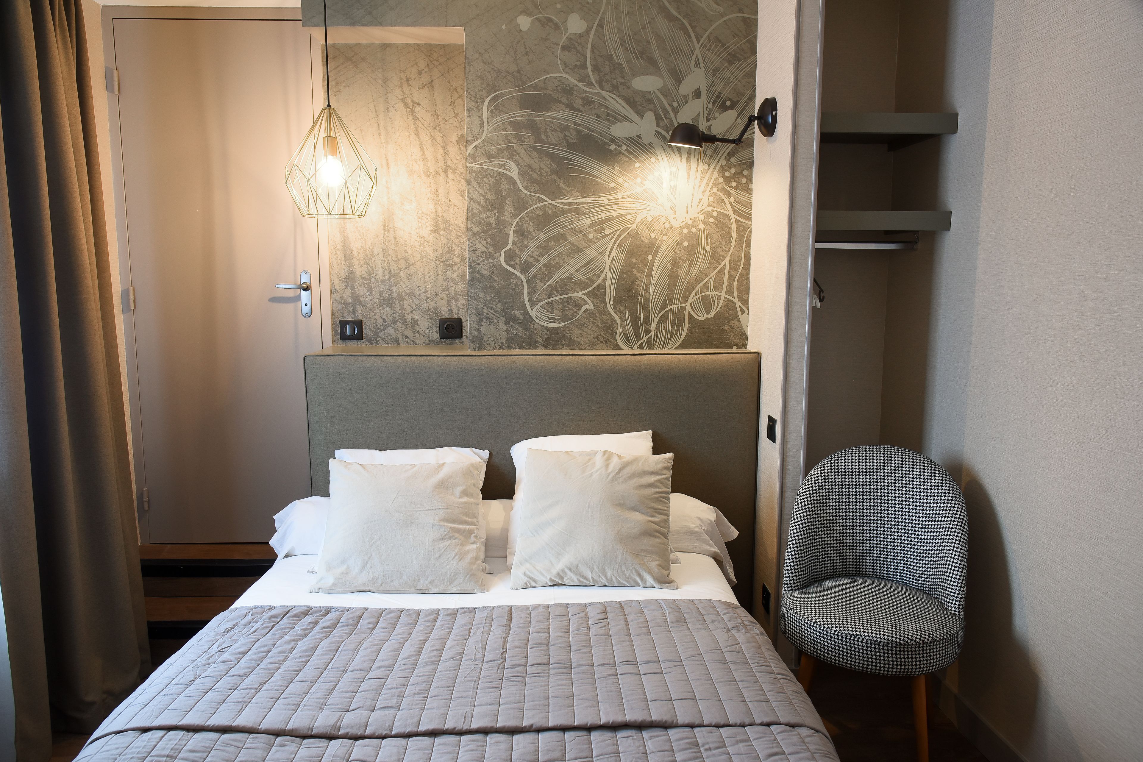 standard single room | 1 bedroom, pillow-top beds, individually decorated