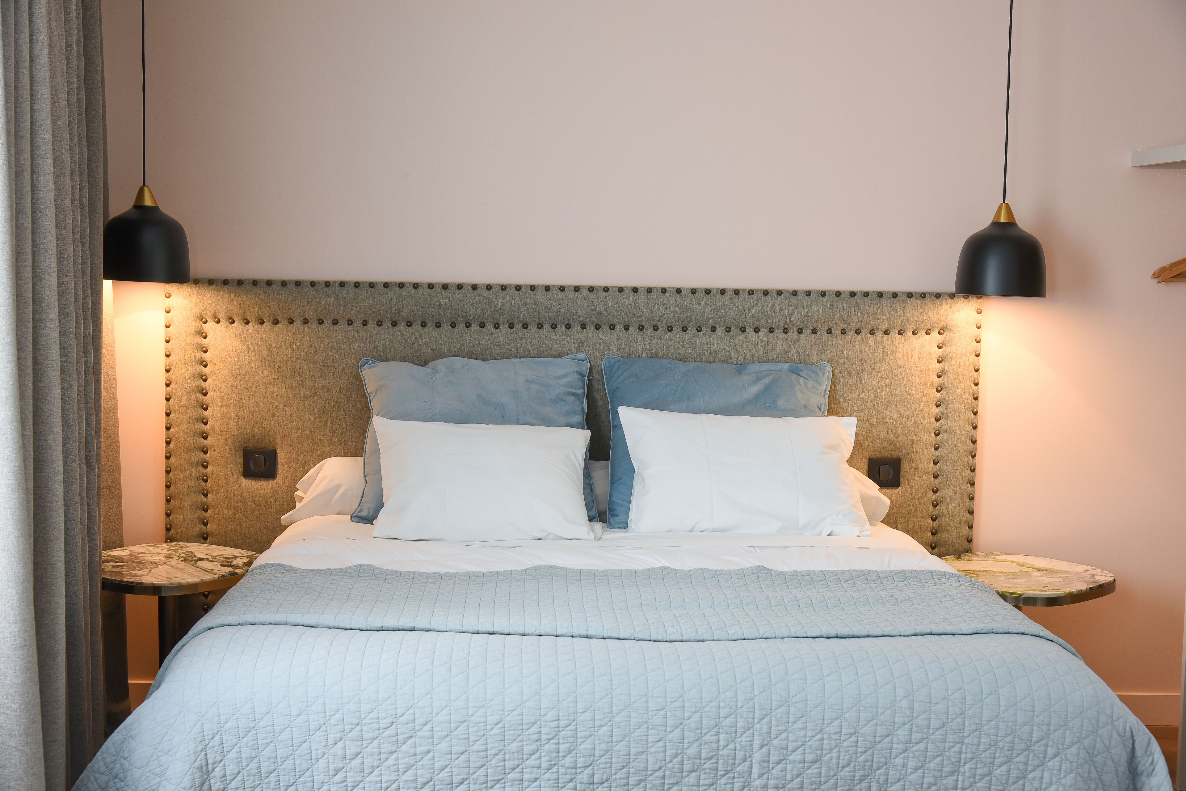 superior apartment, 1 bedroom, kitchenette, mezzanine (4 personnes) | 1 bedroom, pillow-top beds, individually decorated