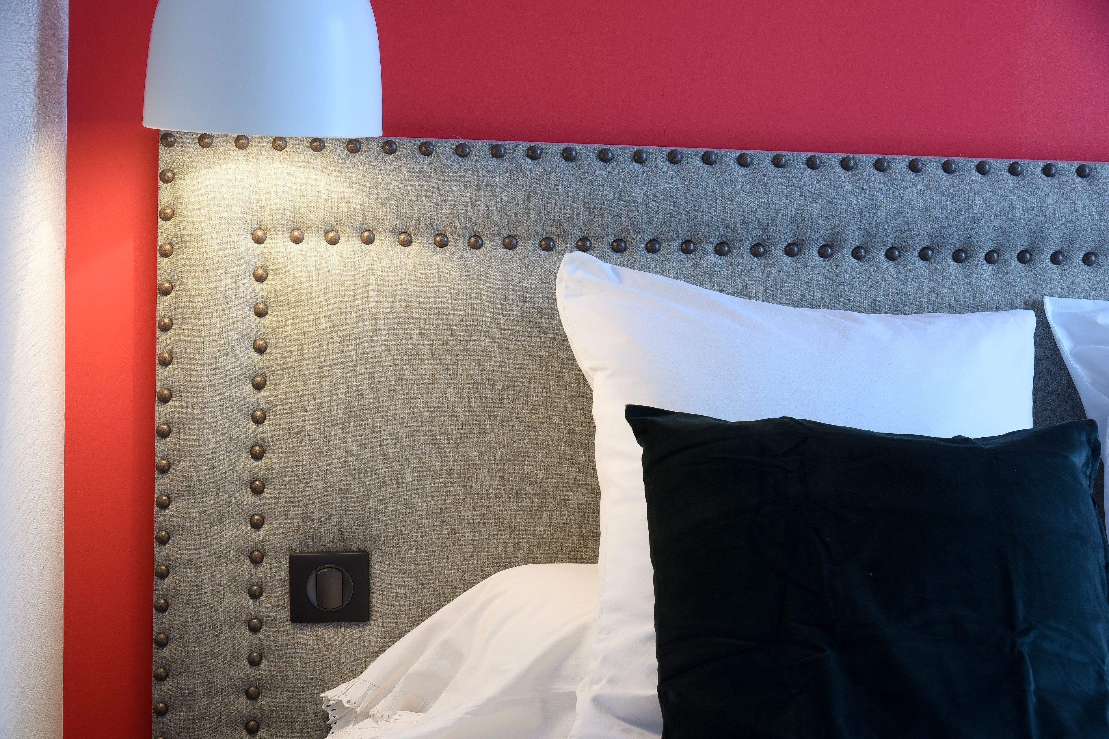 1 bedroom, pillow-top beds, individually decorated