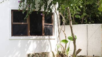 Apartamento, 2 habitaciones, habitaciones comunicadas, junto a la piscina | Exterior