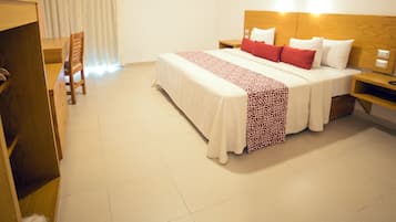 Kamar Double untuk 1 Orang, 1 Tempat Tidur King | Didekorasi berbeda-beda dan dilengkapi dengan perabotan berbeda-beda