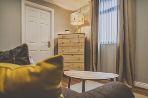 Deluxe Double Room, 1 Double Bed | Individually decorated, individually furnished, blackout drapes