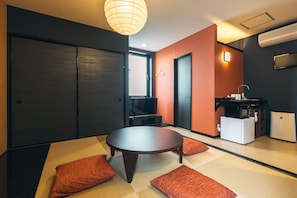 Chambre Standard | Coin séjour