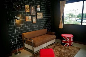 8 bedrooms, premium bedding, individually decorated, free WiFi - BaanFa Jomtien (Pattaya)