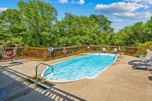Pool - Private Pool, On its own 2 acres, FirePit, Pinball (Branson)