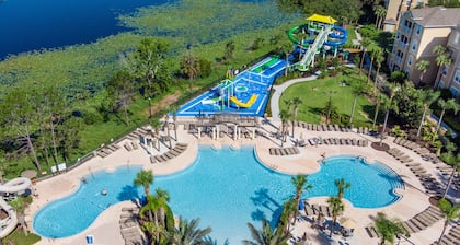 Mickey Mouse Farmhouse-Fully Upgraded Condo in Windsor Hills. 2 Miles to Disney!