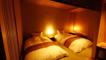 18 phòng ngủ, két bảo mật tại phòng, bộ trải giường