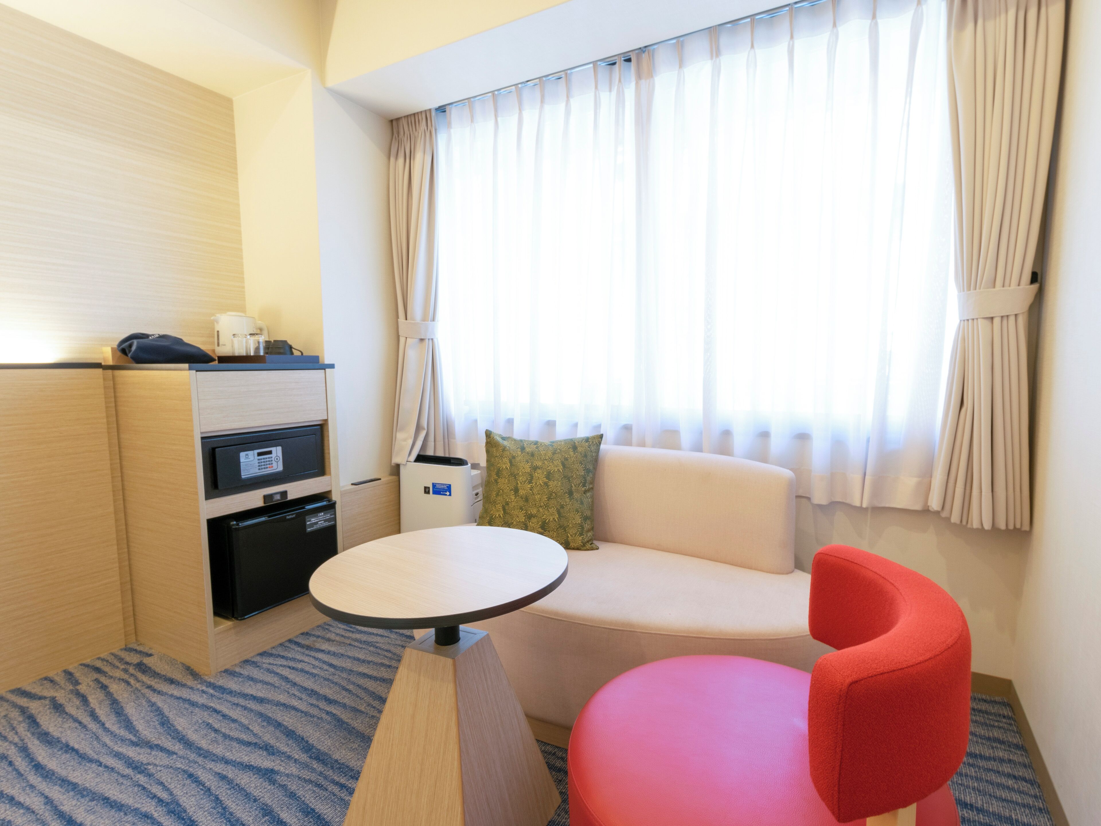 room, 2 single beds, non smoking | in-room safe, desk, laptop workspace, blackout curtains