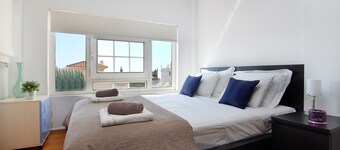 Oasis pool house in Lagonisi