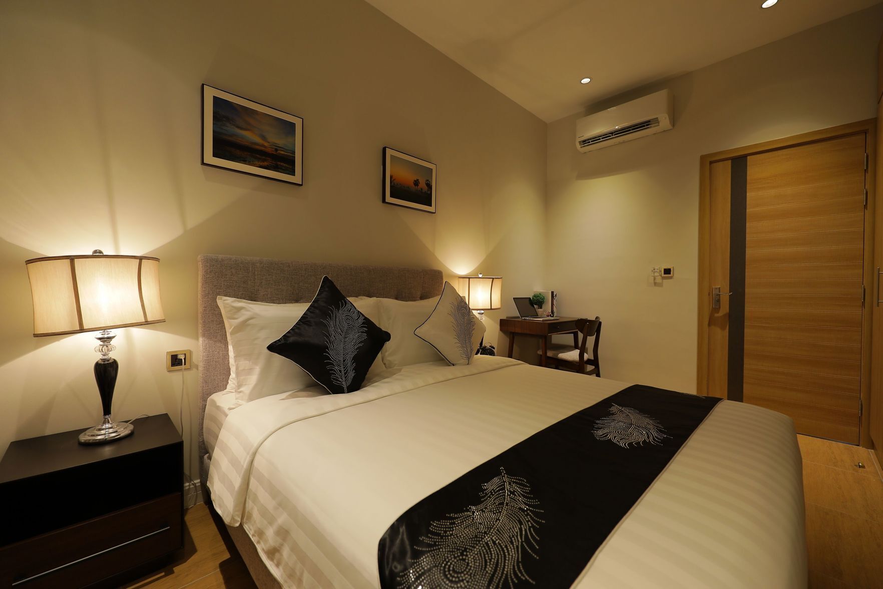 Memory-foam beds, in-room safe, desk, blackout curtains