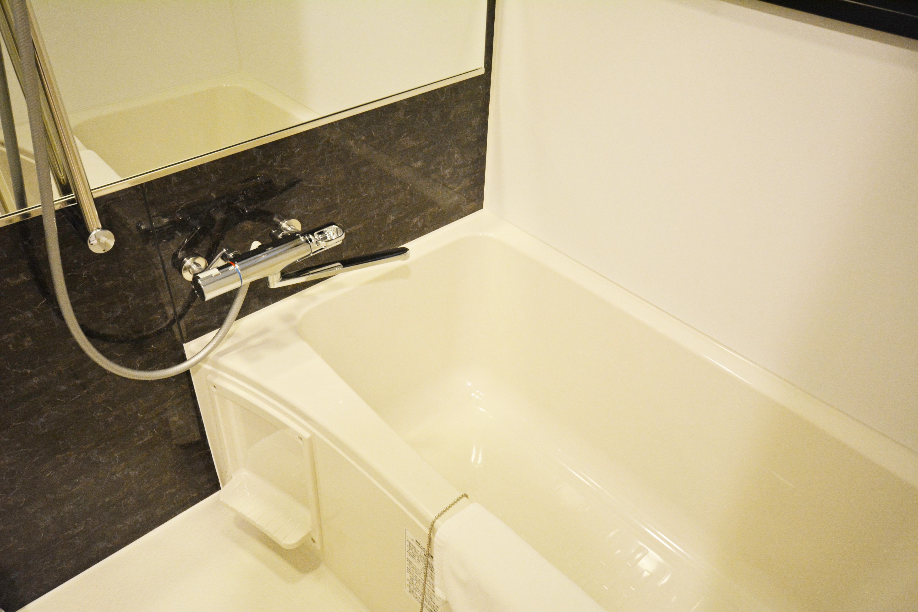 separate bathtub and shower, deep-soaking bathtub, free toiletries