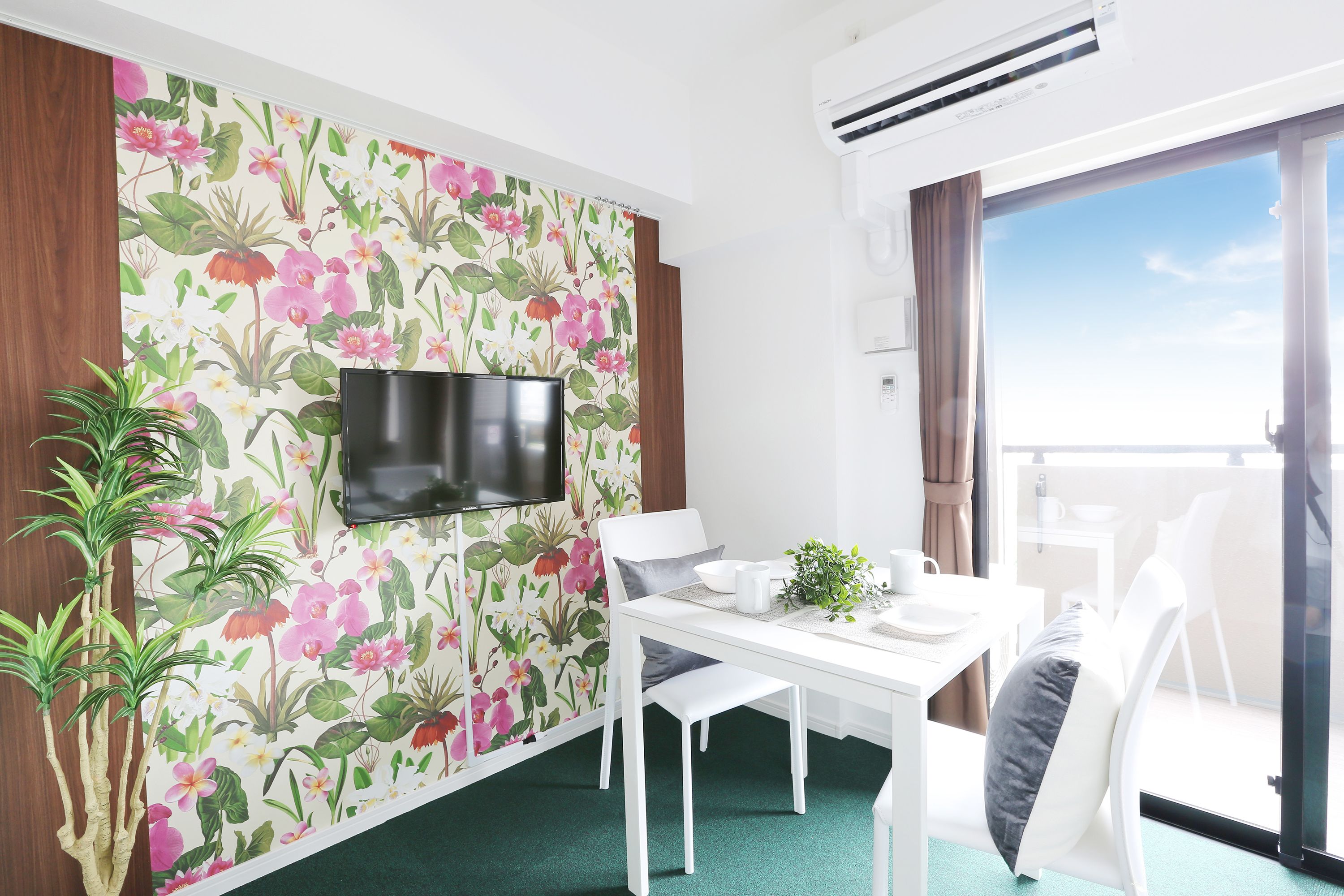 soundproofing, free wifi