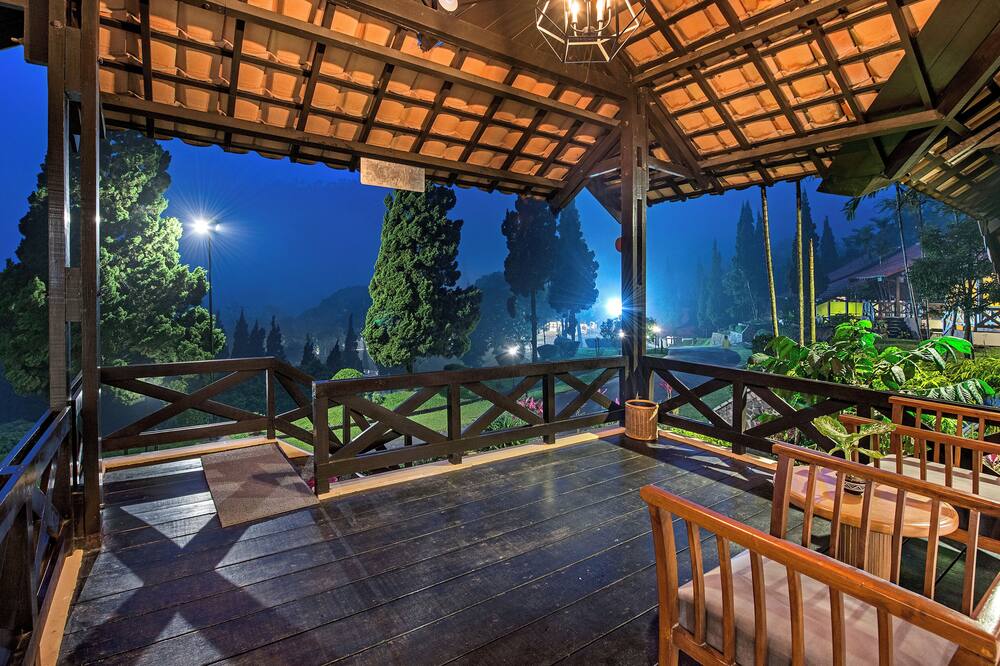 Grand Whiz Hotel Bromo